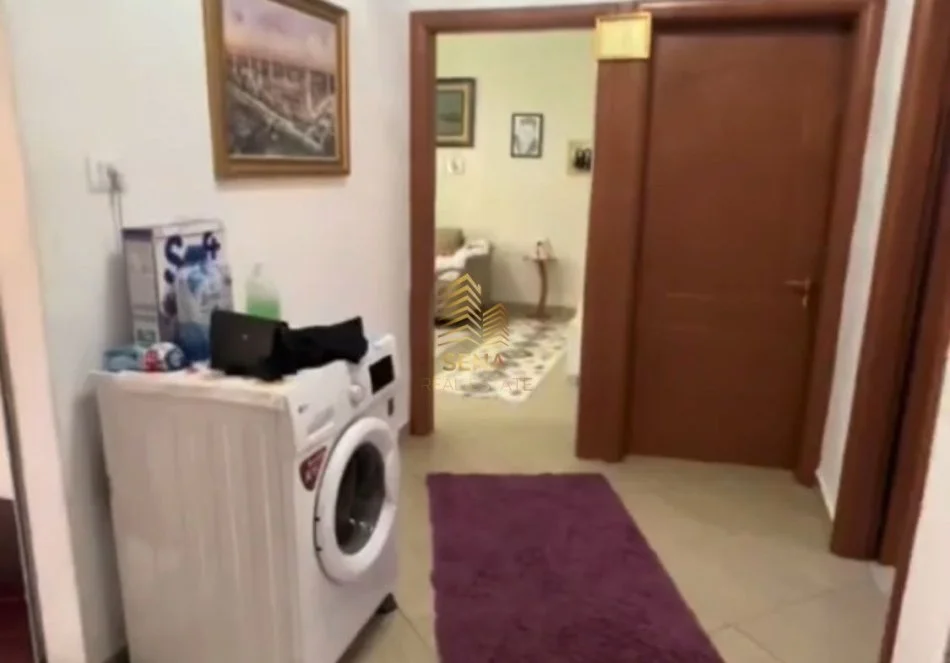 Tirane, shitet apartament 2+1+Ballkon , 73 m² 137.000 € (Oxhaku)