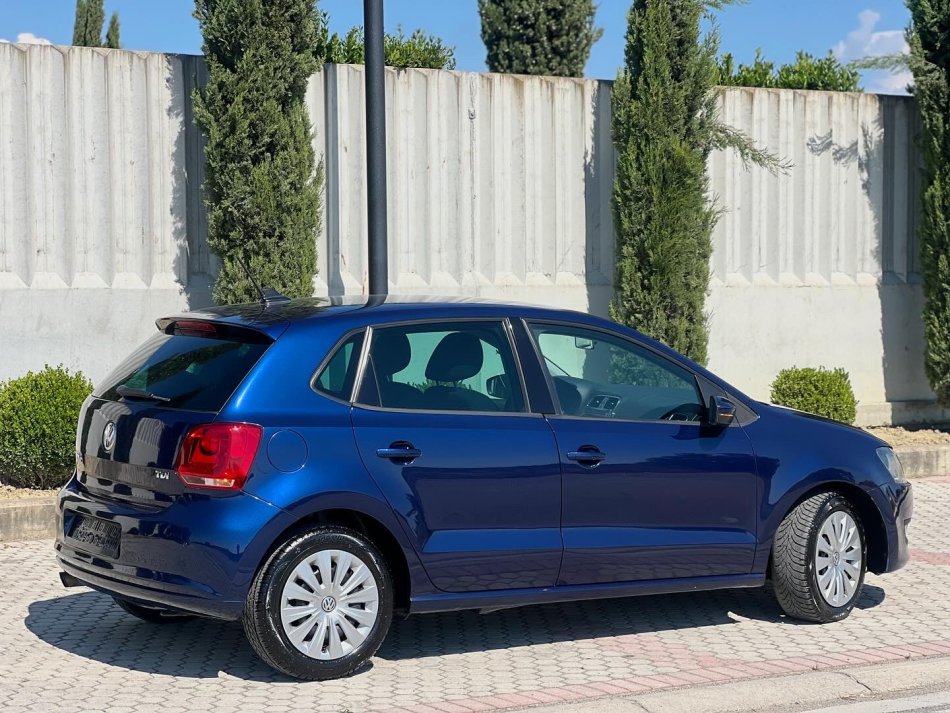 VW POLO 1.6 NAFTE 👉 2010 👈 kambio AUTOMATIKE - 6.400 €
