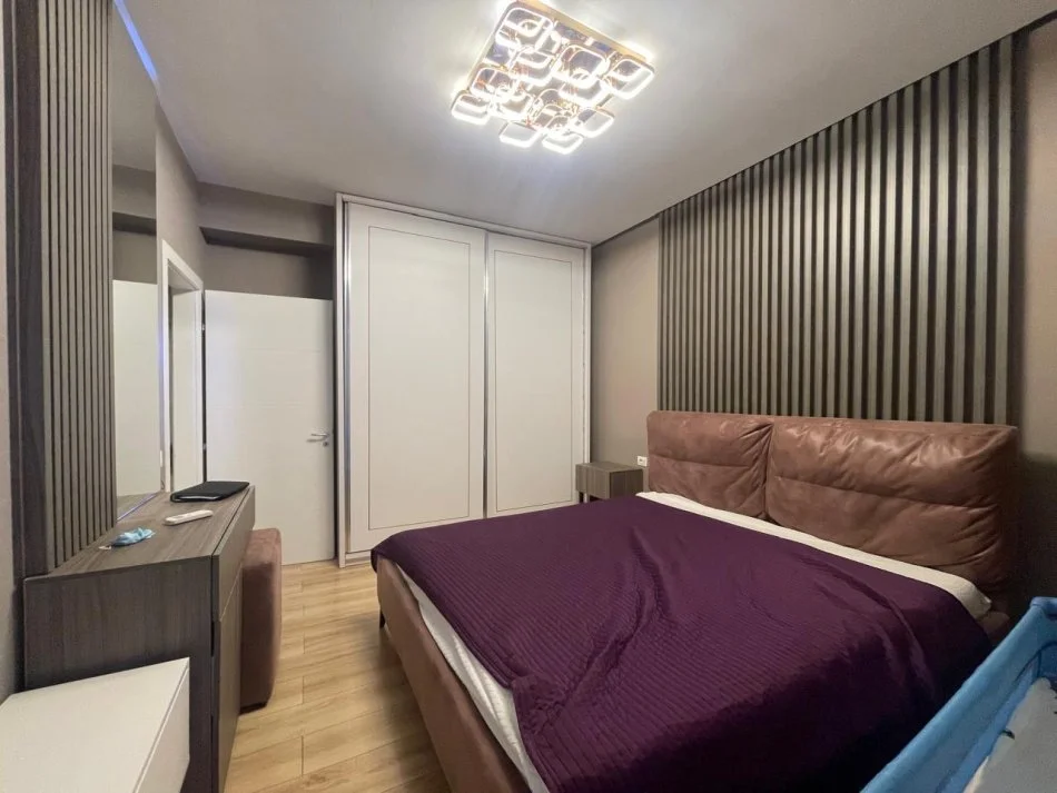 Tirane, jepet me qera apartament 2+1 Kati 8, 78 m² 650 € (Golden park 3)