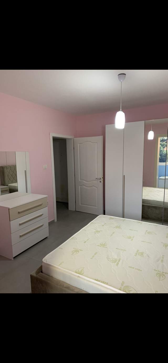 Tirane, jepet me qera apartament 2+1 Kati 2, 70 m² 350 Euro (Rruga Bardhyl)