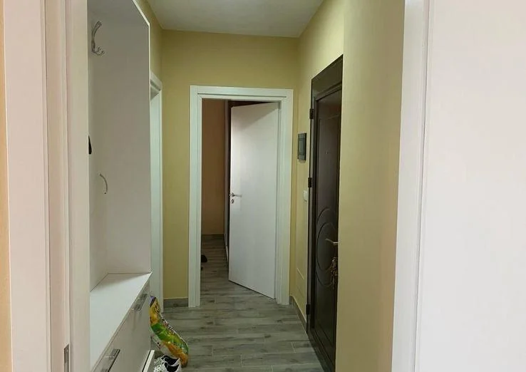 Tirane, jepet me qera apartament 1+1+Ballkon Kati 7, 67 m² 520 € (DON BOSKO)