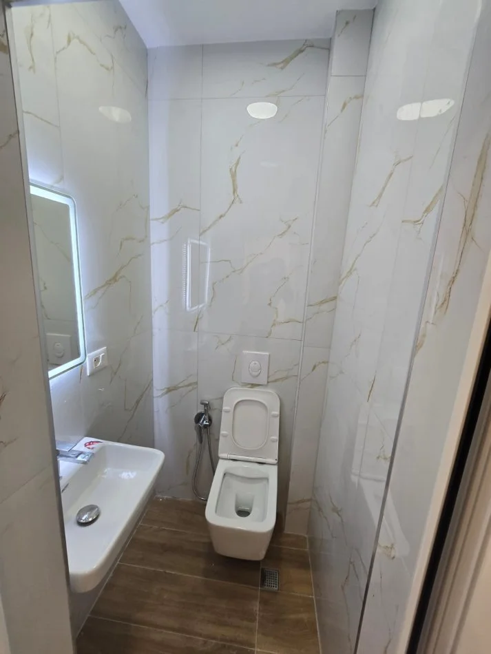 Tirane, shitet apartament 2+1 Kati 4, 75 m² 185.000 € (Bulevardi Gjergj Fishta)