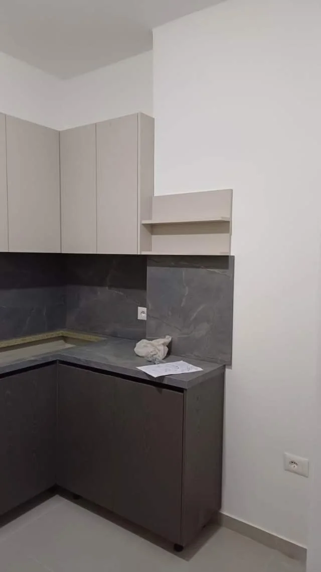 Tirane, jepet me qera apartament 1+1+BLK Kati 5, 71 m² 500 Euro (Rruga e dibres)