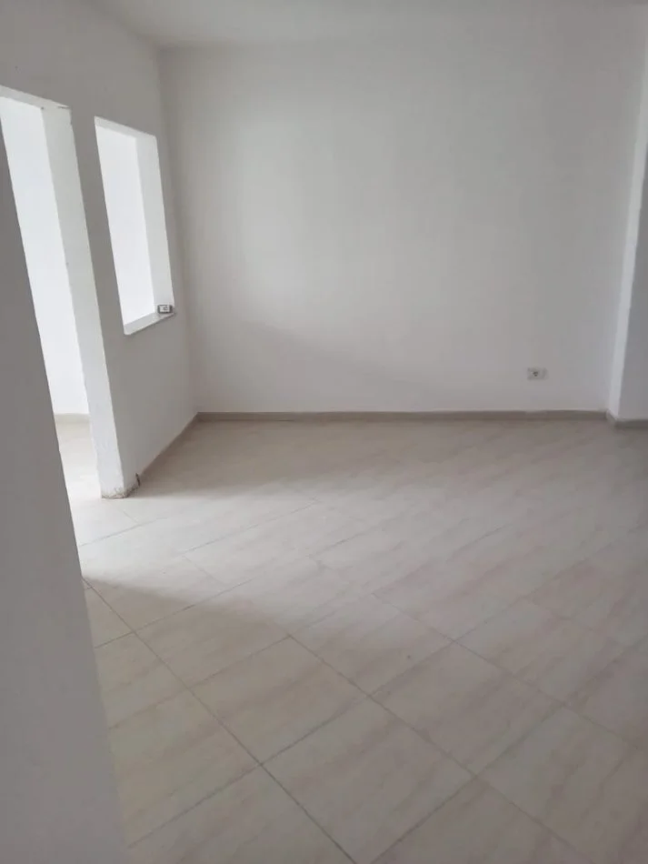 Durres, shitet apartament 1+1+Ballkon Kati 5, 57 m² 58.000 €