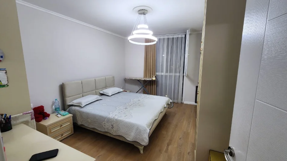 Tirane, shitet apartament 1+1 Kati 5, 69 m² 135.000 € (Yzberisht)