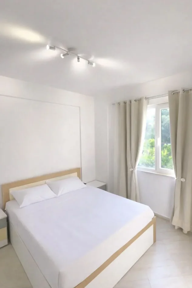 Tirane, shitet apartament 3+1+Ballkon Kati 5, 110 m² (Liqeni Thate)