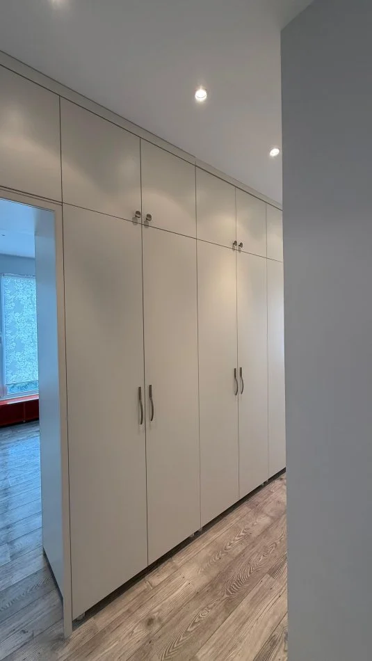 Durres, jepet me qera apartament 2+1+Ballkon Kati 6, 80 m² 550 € (vila e zogut)