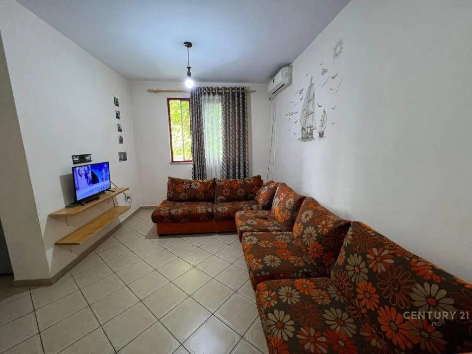 Tirane, jepet me qera apartament 1+1 Kati 2, 67 m² 430 € (Irfan Tomini)