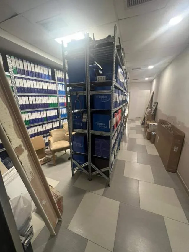 Tirane, shes zyre Kati 1, 350 m² 875.000 Euro (Rruga e Elbasanit)