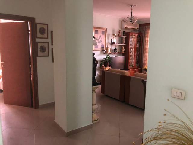 Tirane, shitet apartament 2+1+BLK Kati 3, 105 m² 151.000 Euro (Rruga Ali Dem)