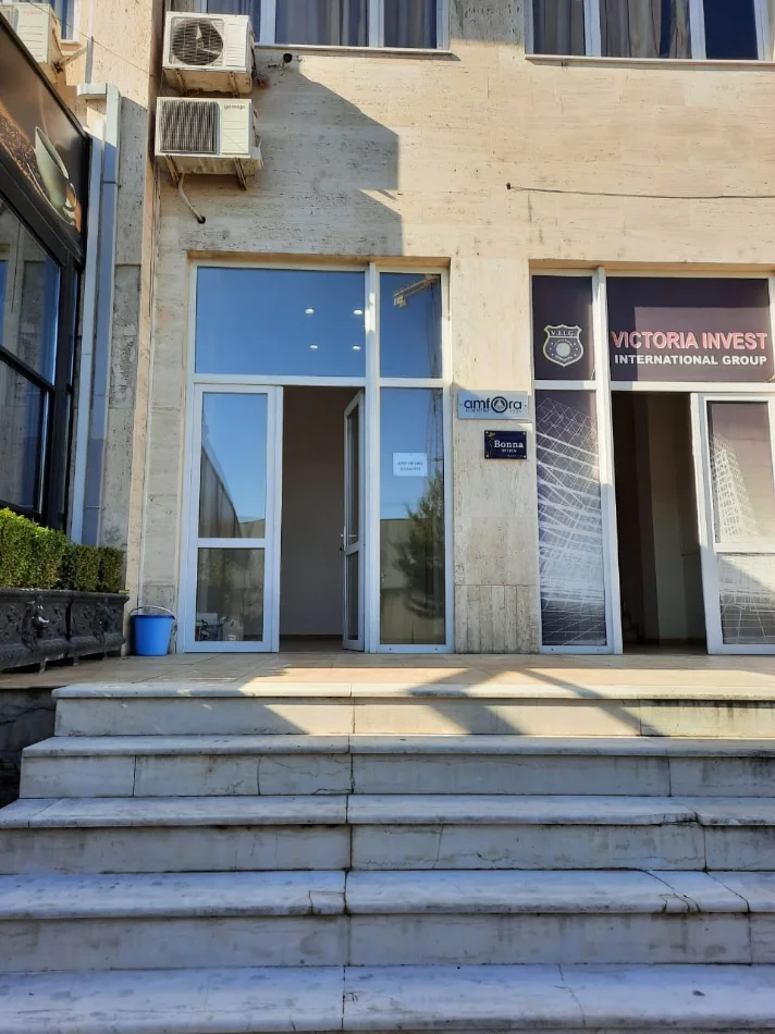 Tirane, jepet me qera ambjent biznesi Kati 0, 22 m² 350 € (Kopshti Zoologjik)