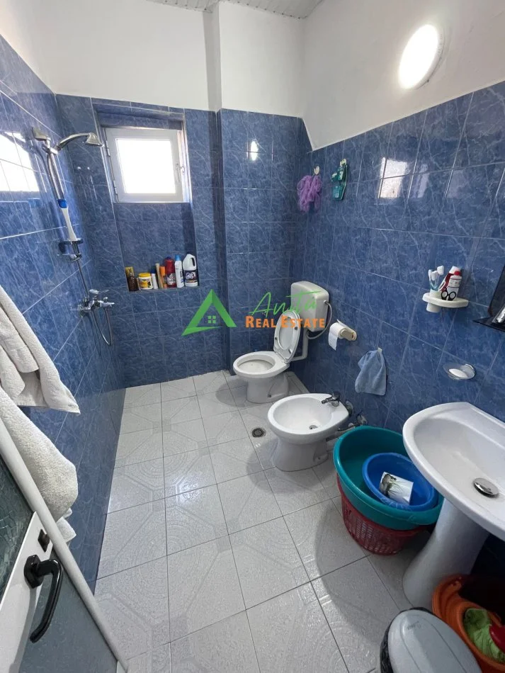 Tirane, shitet apartament 2+1+Ballkon Kati 5, 85 m² 143.000 € (Afer Don Boskos)