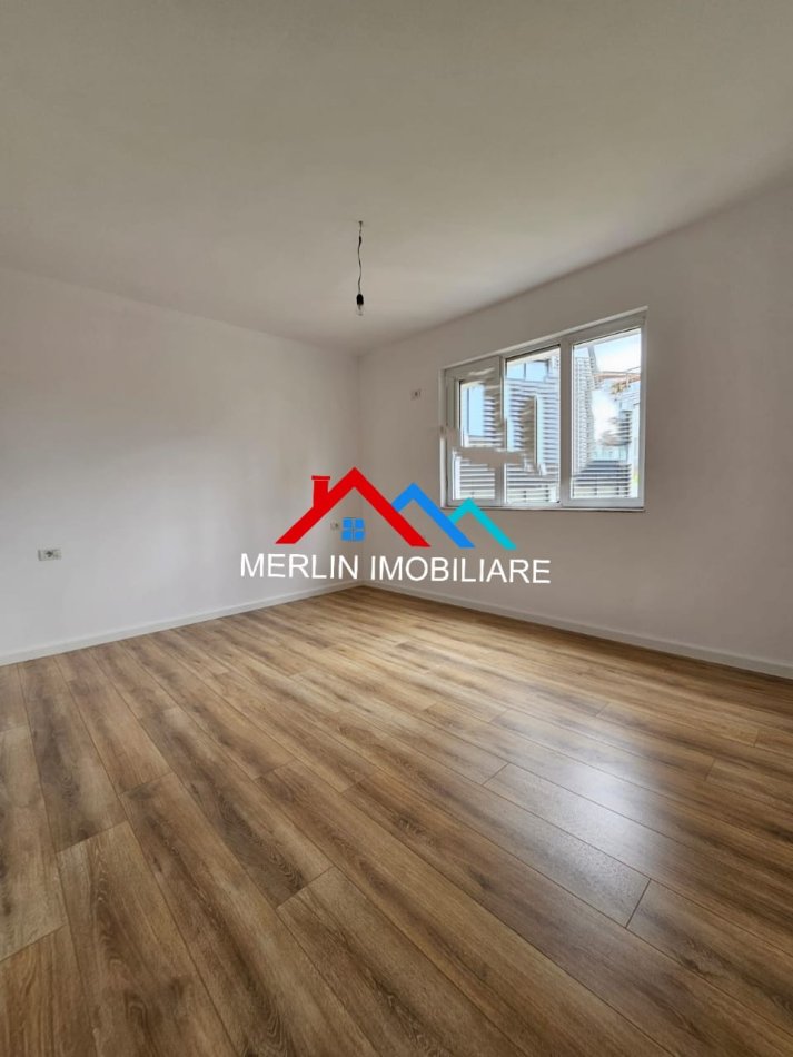 Tirane, shitet apartament 1+1 Kati 4, 45 m² 130.000 € (QENDER)