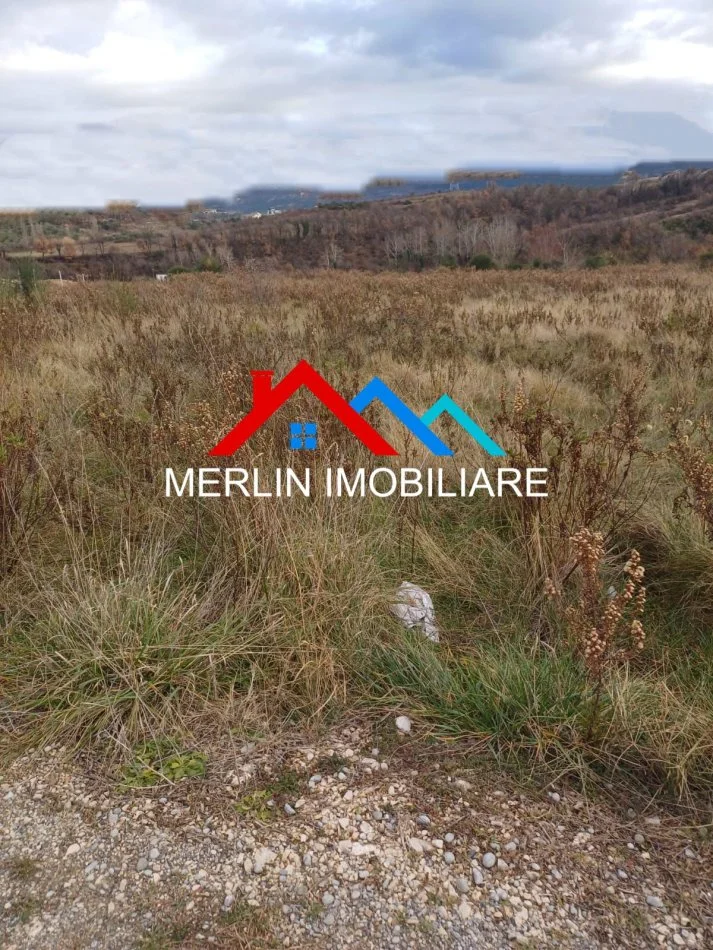 Tirane, shitet toke , 6.500 m² 780.000 € (BERZHITE)