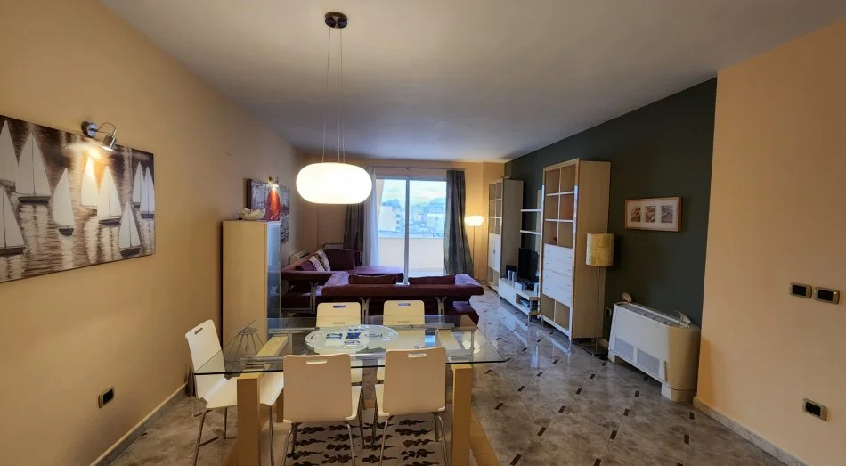 Tirane, jepet me qera apartament 2+1 Kati 7, 108 m² 739 € (JEPET APARAMENT 2+1 TEK ART TURBINA)