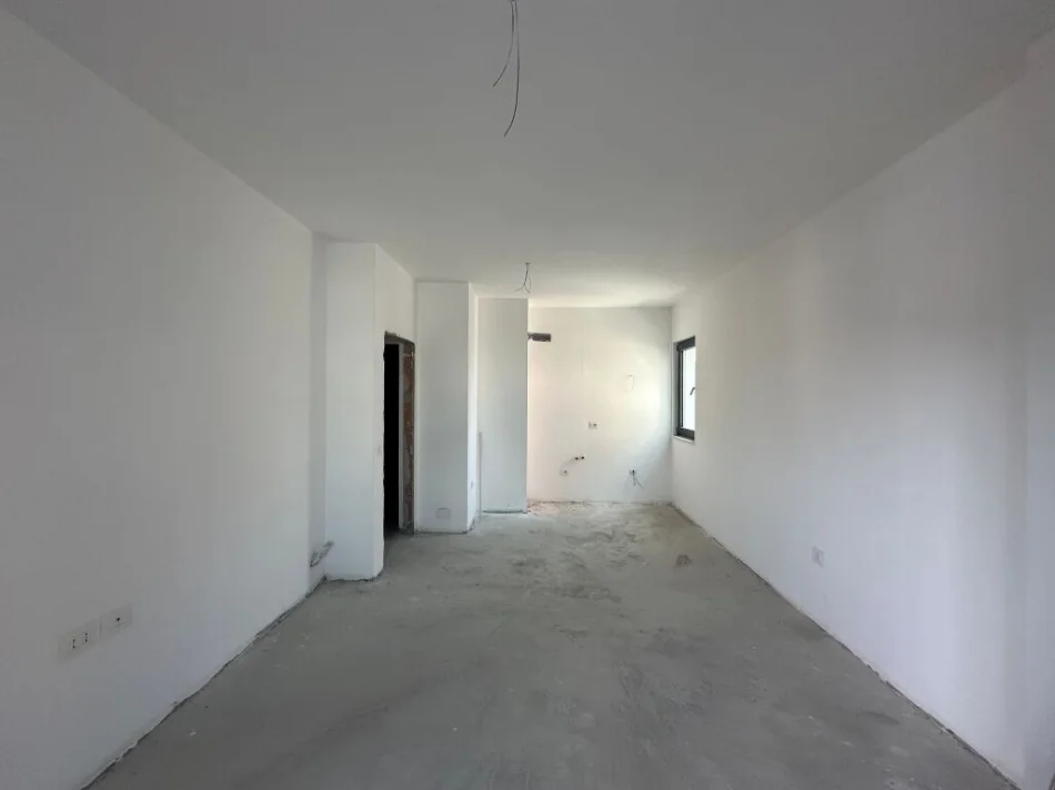 Shqiperi, shitet apartament 1+1+Ballkon Kati 3, 71 m² 180.000 € (Corner Residence)
