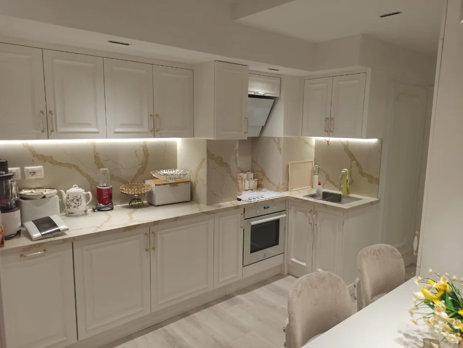 Tirane, shitet apartament 2+1 , 86 m² 120.000 € 