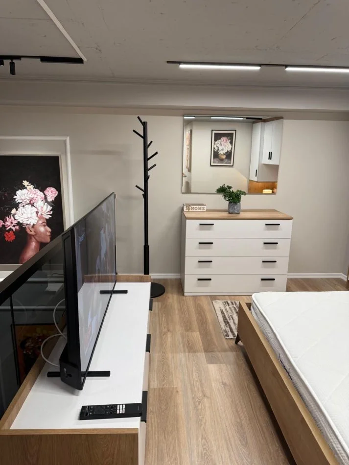 Tirane, jepet me qera apartament duplex+parkim Dublex Kati 1, 70 m² 650 € (Golden Park 3 ,Spitali Amerikan 3)