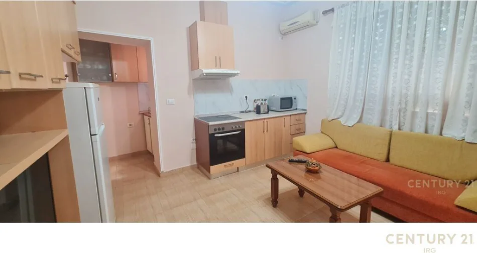 Tirane, jepet me qera apartament Vile 2 Katshe , 56 m² 350 € (Prane rruges se Kavajes)