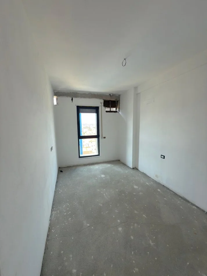 Tirane, shitet apartament 3+1+Ballkon Kati 8, 124 m² 203.400 € (jordan misja)