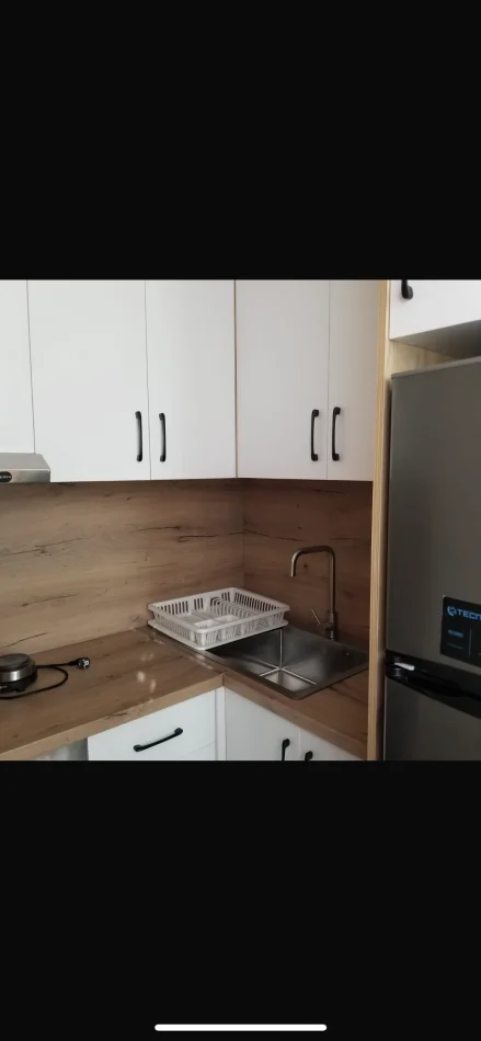 Tirane, jepet me qera apartament 2+1 Kati 1, 75 m² 600 € 