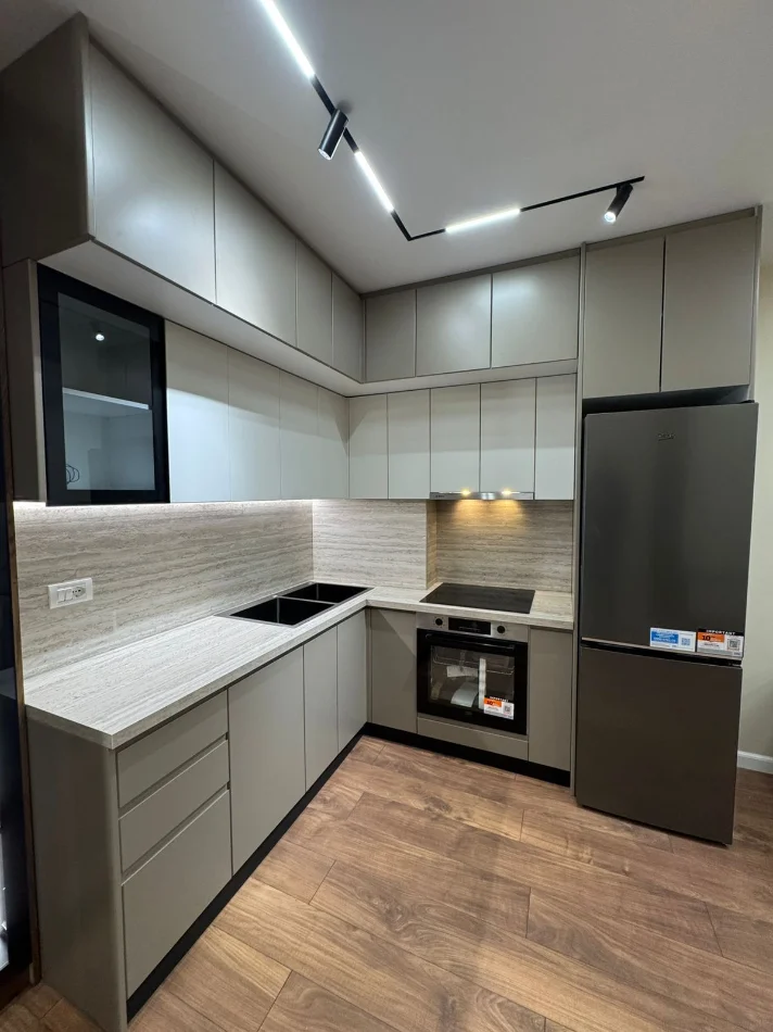 Tirane, shitet apartament 1+1+Ballkon Kati 3, 53 m² (Rruga Mine Peza prane Prokurorise)