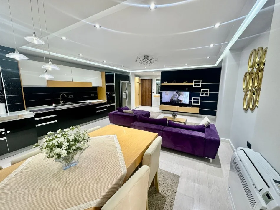 Tirane, jepet me qera apartament 2+1+Aneks+Ballkon Kati 5, 110 m² 600 € (besim alla)