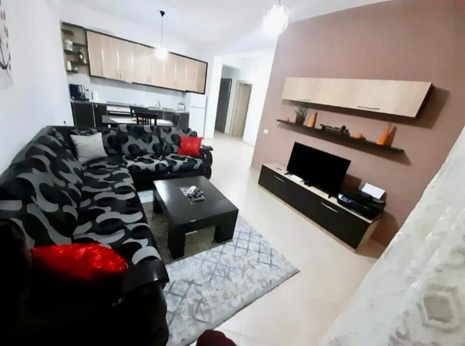Tirane, jepet me qera apartament 2+1 Kati 6, 89 m² 550 € (Golden Park 3)