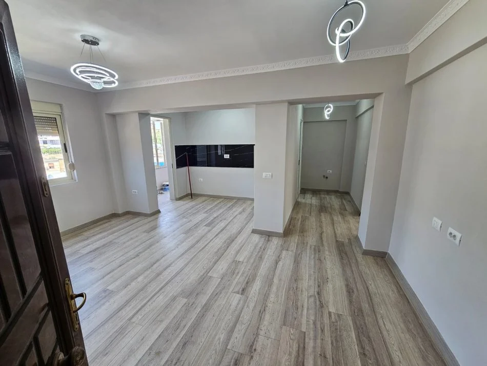 Durres, shitet apartament 1+1 Kati 5, 53 m² 55.000 € 