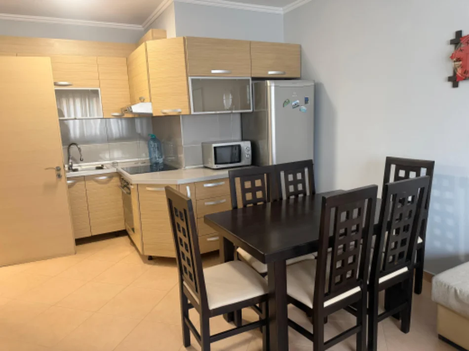 Tirane, jepet me qera apartament 1+1 Kati 5, 64 m² 500 € (Prokuroria tek Mine Peza)