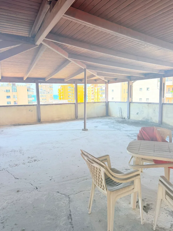 Durres, shitet shtepi 3+1+Aneks+Ballkon Kati 1, 213 m² 426.000 €
