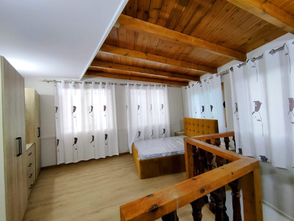 Tirane, jepet me qera nga Pronari, pa-komision apartament duplex 1+1+Ballkon Kati 2, 60 m² 350 € (Rruga Muhamed deliu)