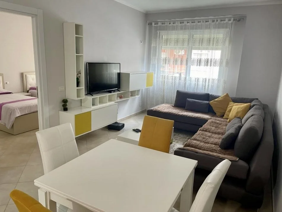 Tirane, jepet me qera apartament 2+1+Aneks+Ballkon Kati 3, 95 m² 700 € (Kodra e Diellit afer Qendres Eleonore)