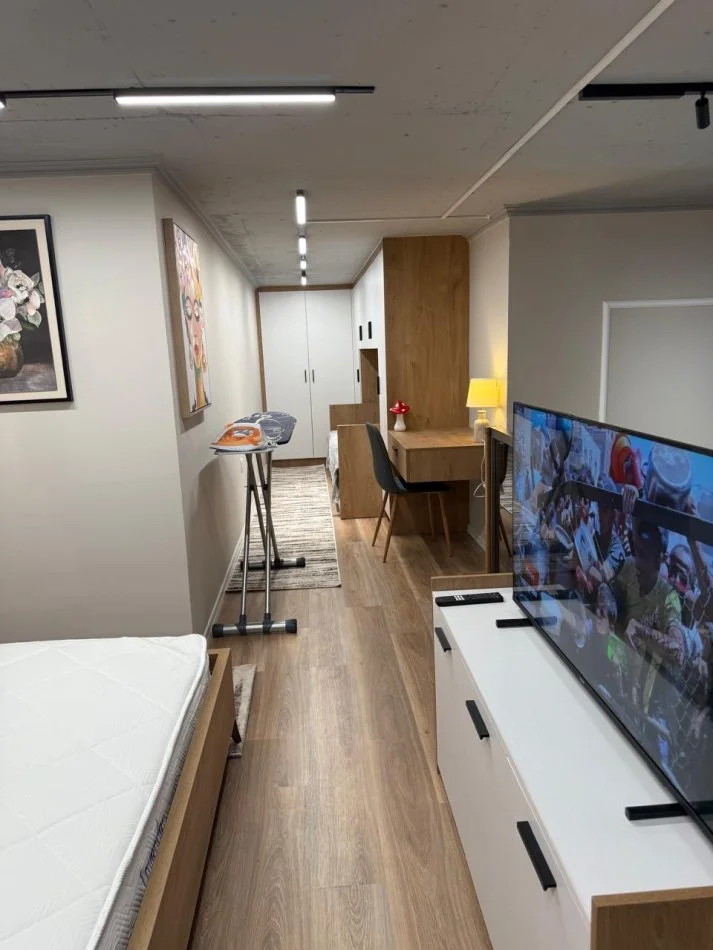 Tirane, jepet me qera apartament duplex+parkim Dublex Kati 1, 70 m² 650 € (Golden Park 3 ,Spitali Amerikan 3)