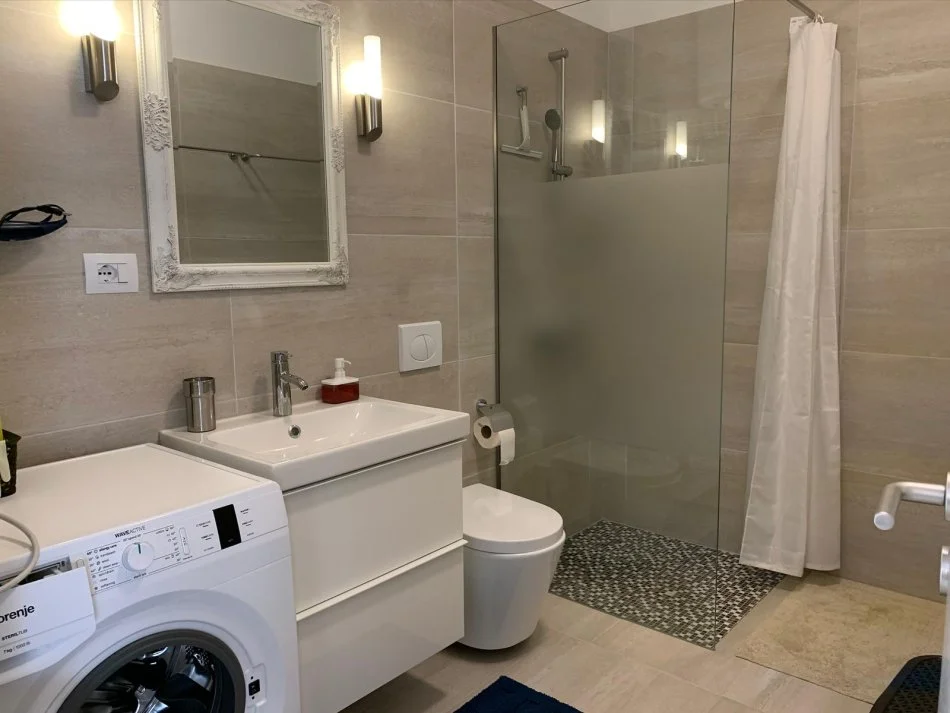 Shitet, Apartament 2+1, Gjiri Lalzit-Lura 3 ,Durrës