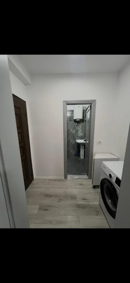 Tirane, jepet me qera apartament 1+1+parkim Kati 2, 65 m² 550 € (Don Bosko prane Viva Market)