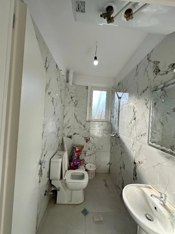 Durres, shitet apartament 2+1 Kati 3, 85.000 € 