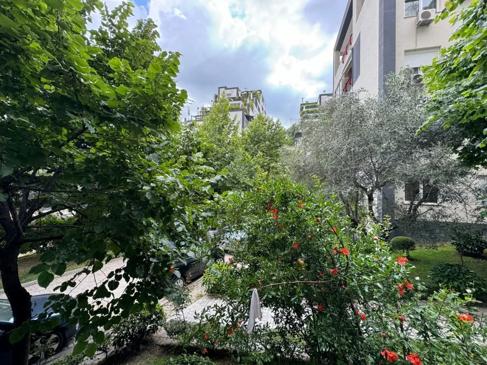 Shqiperi, shitet apartament 2+1+Ballkon Kati 1, 83 m² 145000 € (Liqeni i Thate)