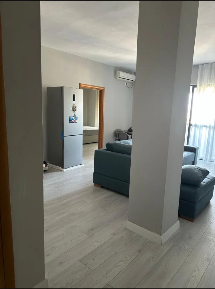 Tirane, jepet me qera apartament 2+1 Kati 7, 80 m² 650 € (rruga bardhyl)