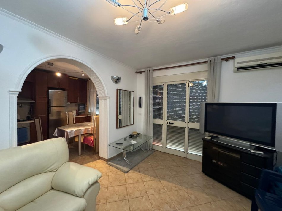 Tirane, shitet apartament 1+1 , 56 m² 119.000 € (Ish Restorant Durresi)