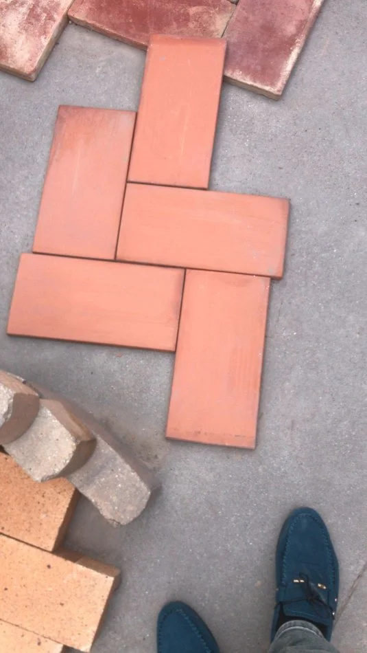 Tirane, shes Shes 10 €