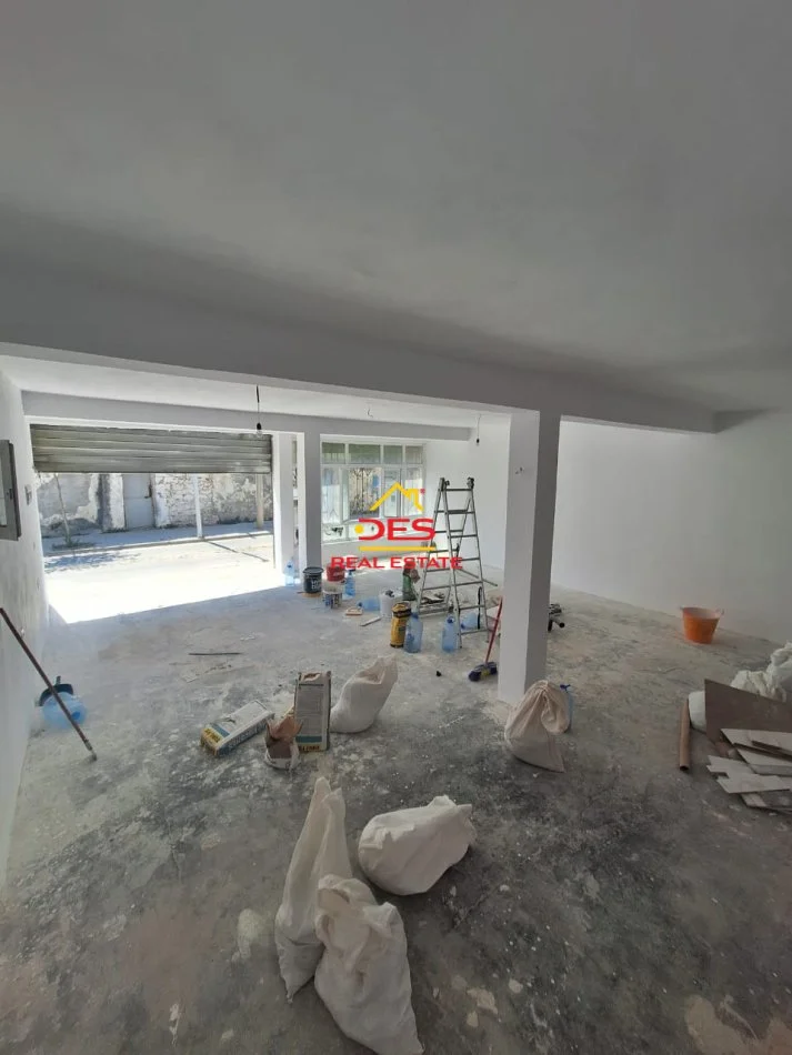 Vlore, shitet ambjent biznesi Kati 0, 73 m² 58.000 € (Rruga Ymer Veshi)
