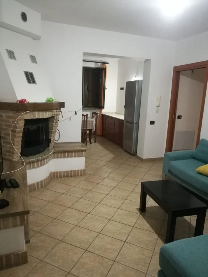 Tirane, jepet me qera apartament 2+1 Kati 1, 110 m² 350 € (Marie Kraja)