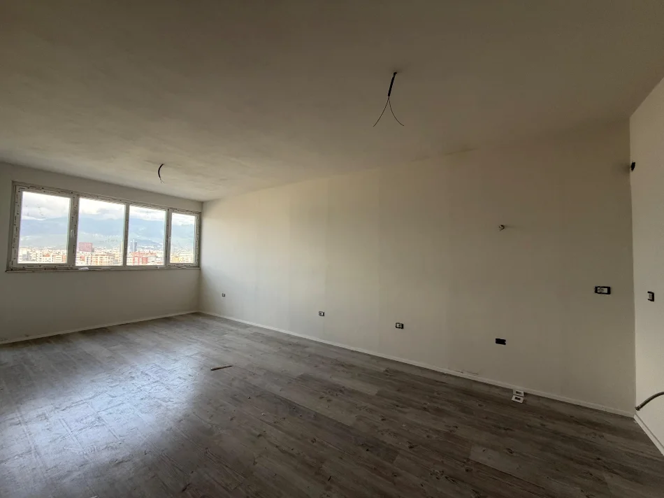 Tirane, shes apartament 2+1 Kati 7, 181.000 € , 90m2