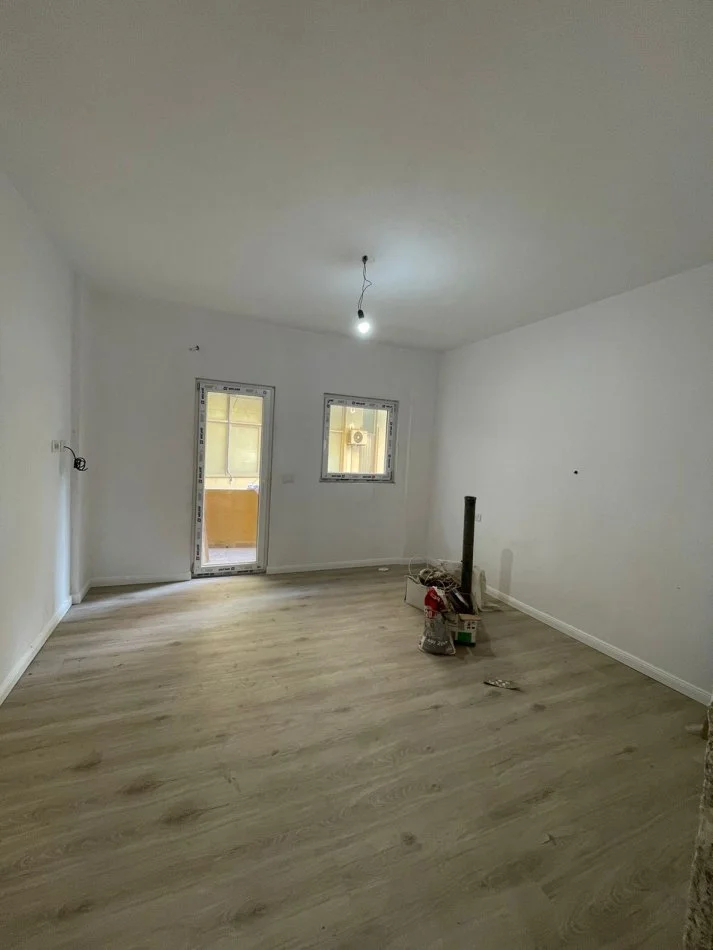 Durres, shitet apartament 2+1 , 84 m² 115.000 € 