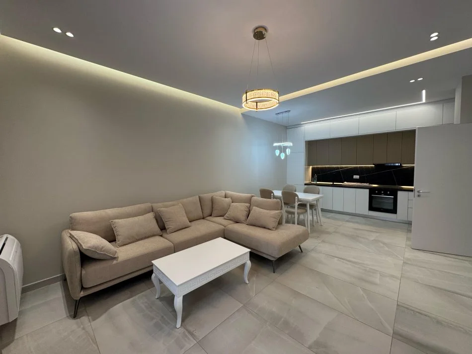 Tirane, jepet me qera apartament 2+1 Kati 4, 120 m² 1.100 € (Ish UET)