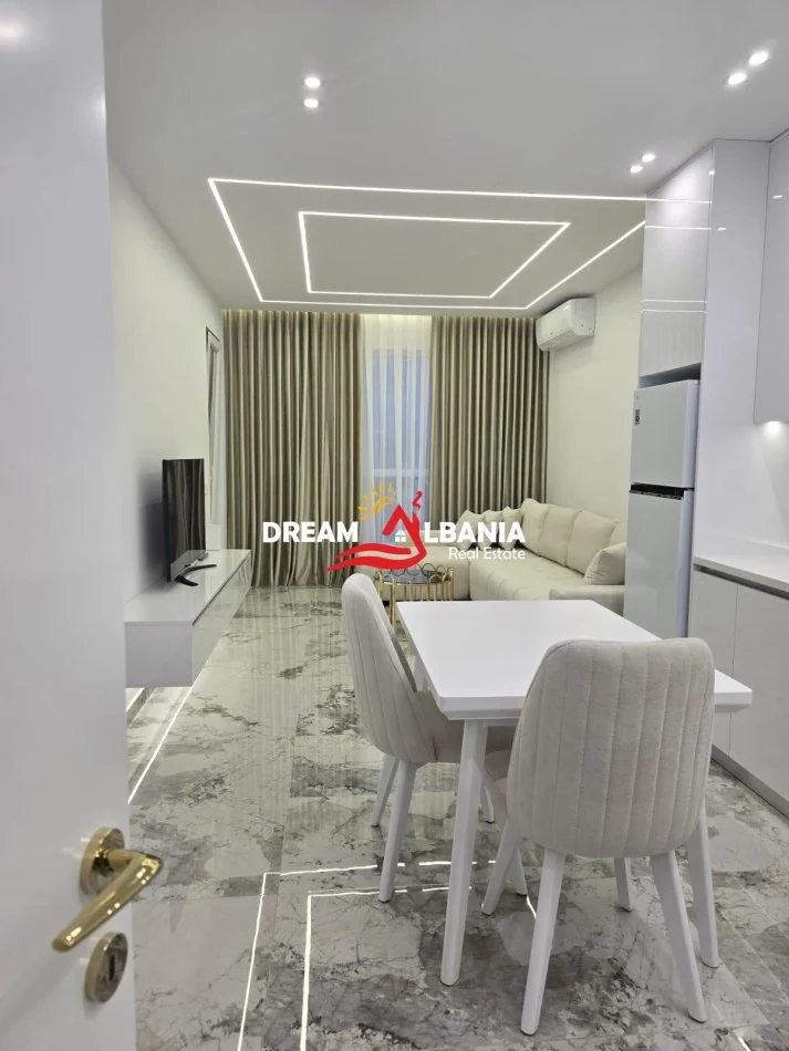 Tirane, jepet me qera apartament 1+1 , 76 m² 500 € (Paskuqan)