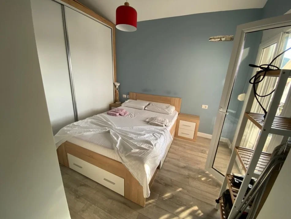 Tirane, jepet me qera apartament 1+1 Kati 3, 65 m² 550 € (Kodra e diellit)