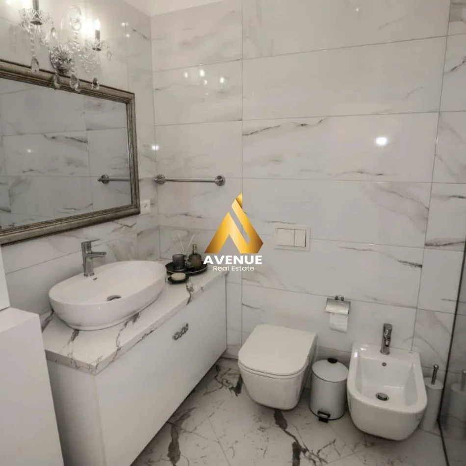 Tirane, jepet me qera apartament 1+1+Ballkon Kati 6, 65 m² 800 € (Rruga e Kavajes)
