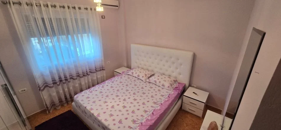 Tirane, jepet me qera apartament 1+1 Kati 7, 60 m² 500 € 